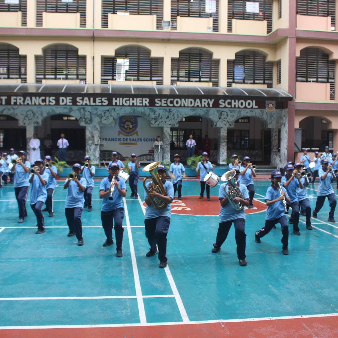 Special assembly prize distribution ceremony photo