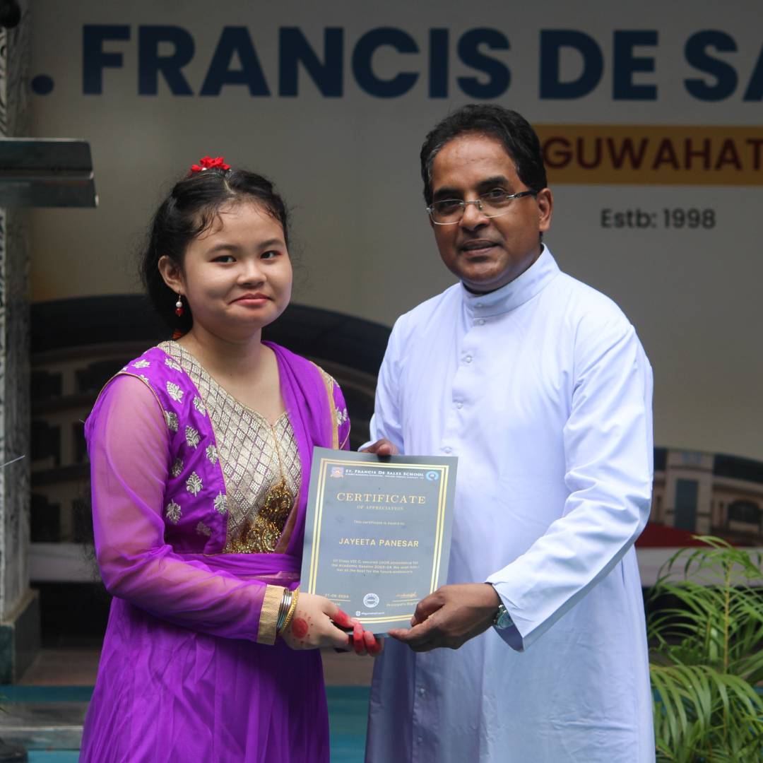 Special assembly prize distribution ceremony photo